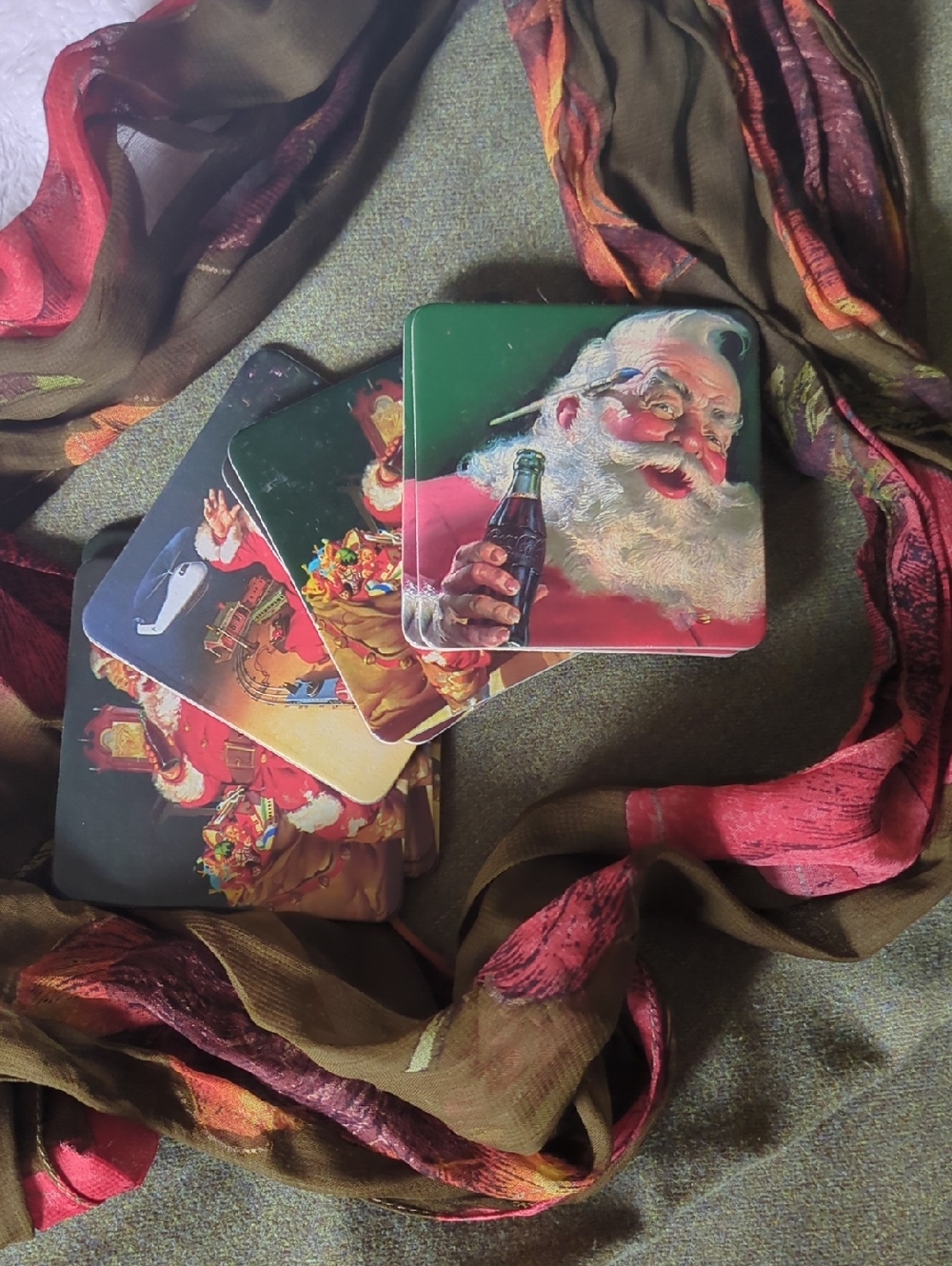 Vintage Santa Claus Coca-Cola Holiday Coaster Set - Festive Multi-Color